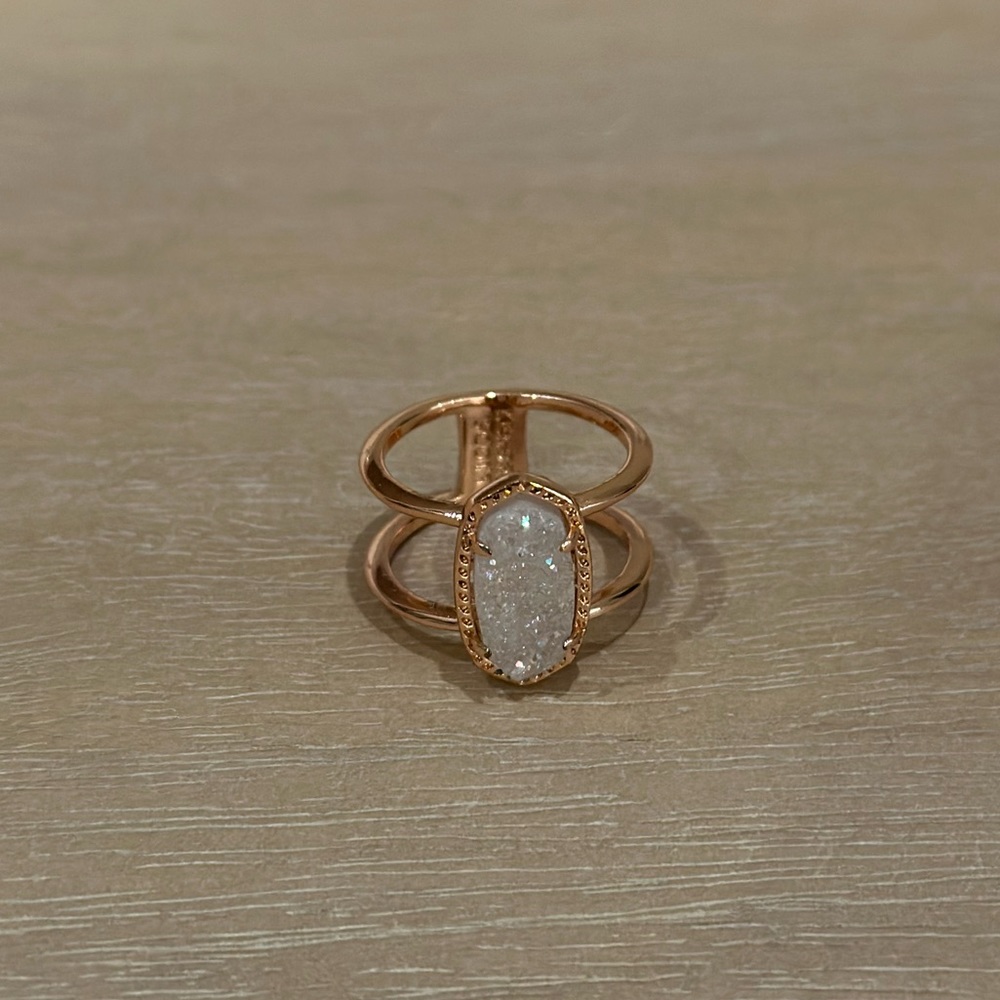 Kendra Scott Elyse Rose gold ring in Iridescent Drusy